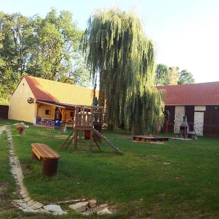 Guest house Fahnrichuv Mlyn Straz nad Nezarkou